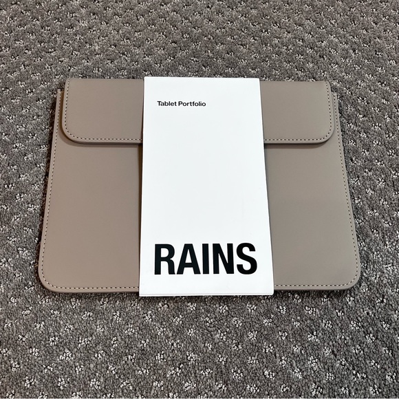 RAINS Tablet Portfolio - Picture 1 of 3